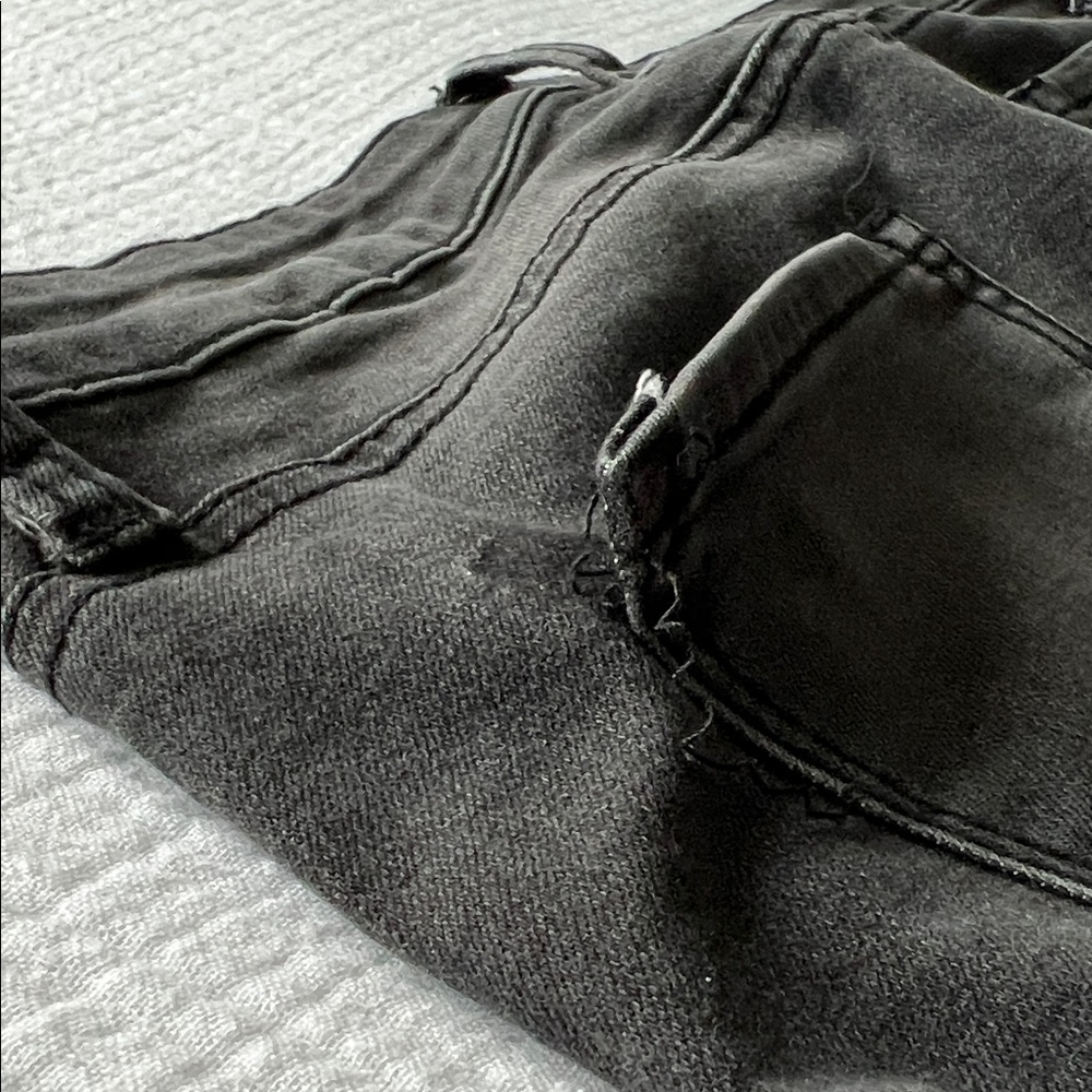 NWOT* • STS Blue Emma Distressed Denim Crop • Size 28 👖*one FLAW (please read) - Picture 9 of 15